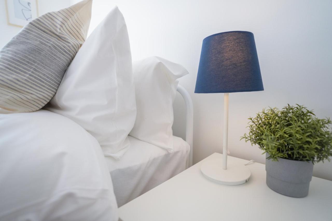 Stylish Apartment With Private Parking คาร์ดิฟฟ์ ภายนอก รูปภาพ